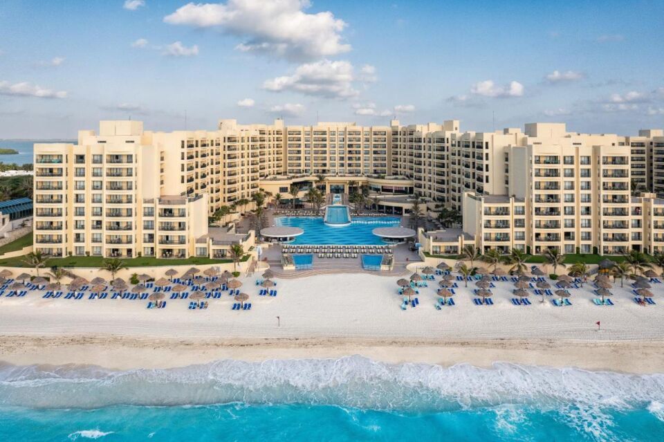 The Royal Sands