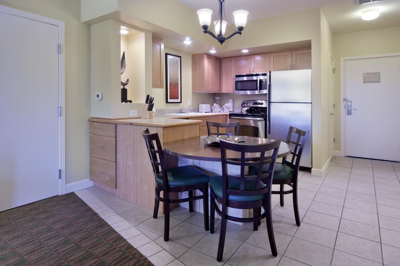 Holiday Inn Club Vacations at Lake Geneva Resort | RedWeek