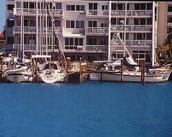 Chart House Suites/Clearwater Bay