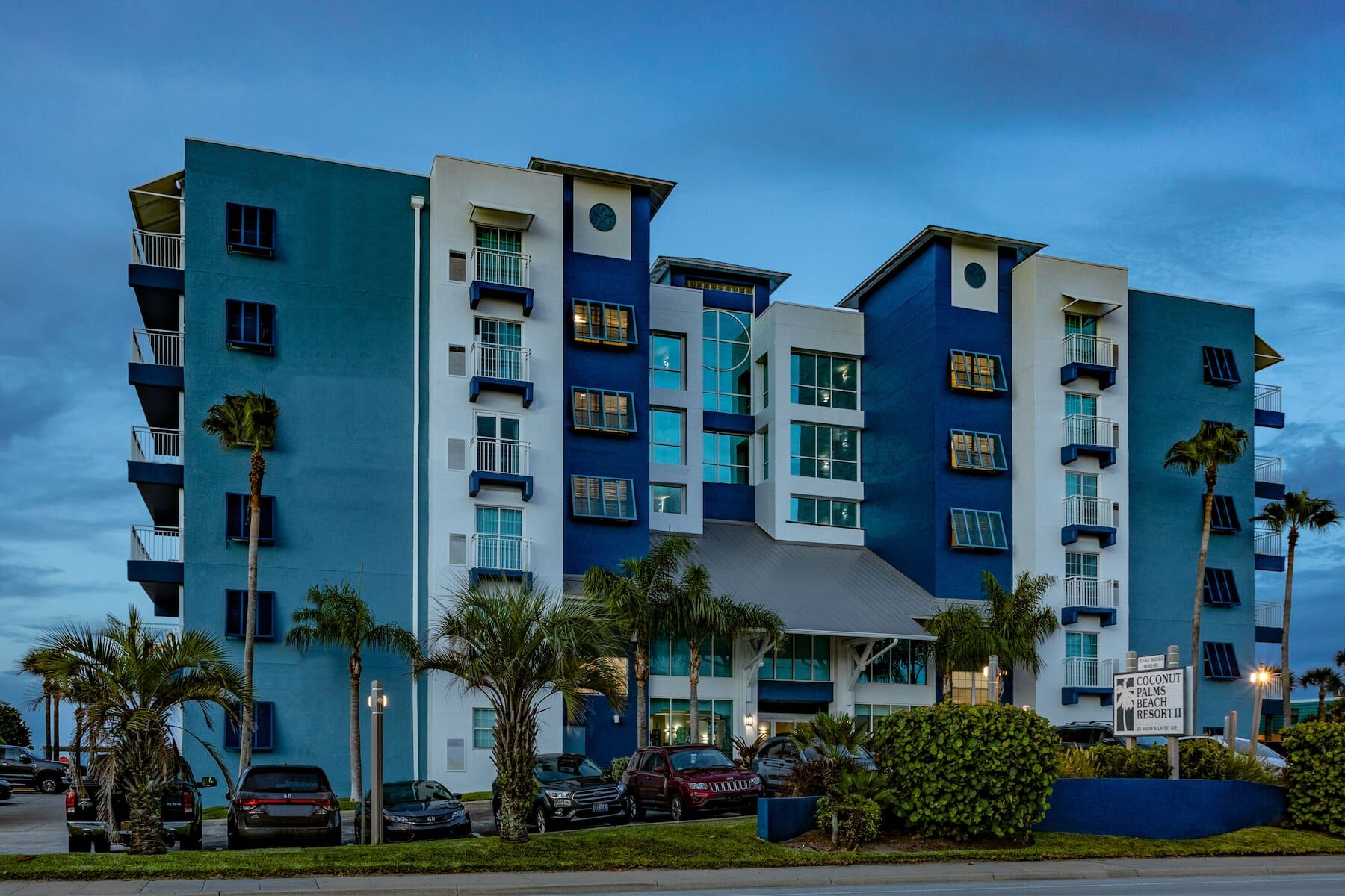 Coconut Palms II Beach Resort RedWeek