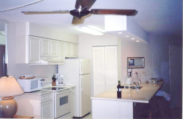 Maui Sunset - Unit Kitchen