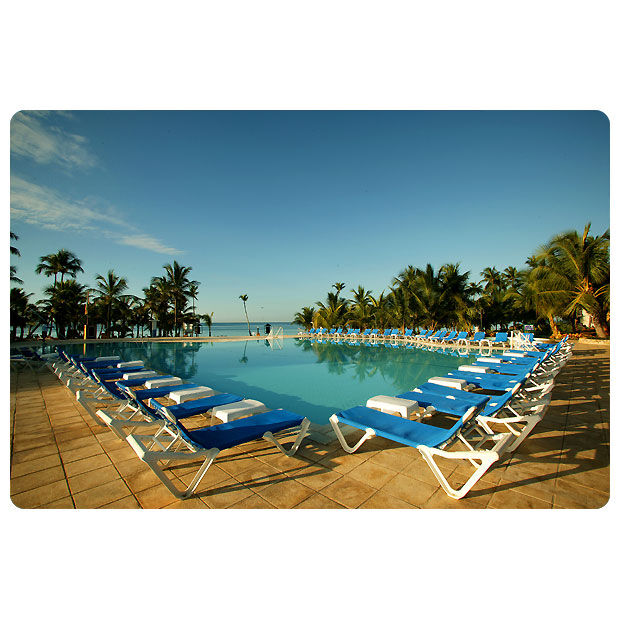 - Pool