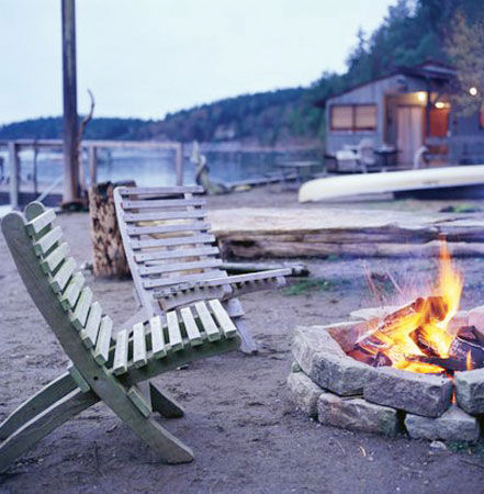Inaski Shores - Resort Campfire