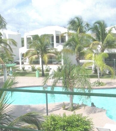 - Pool