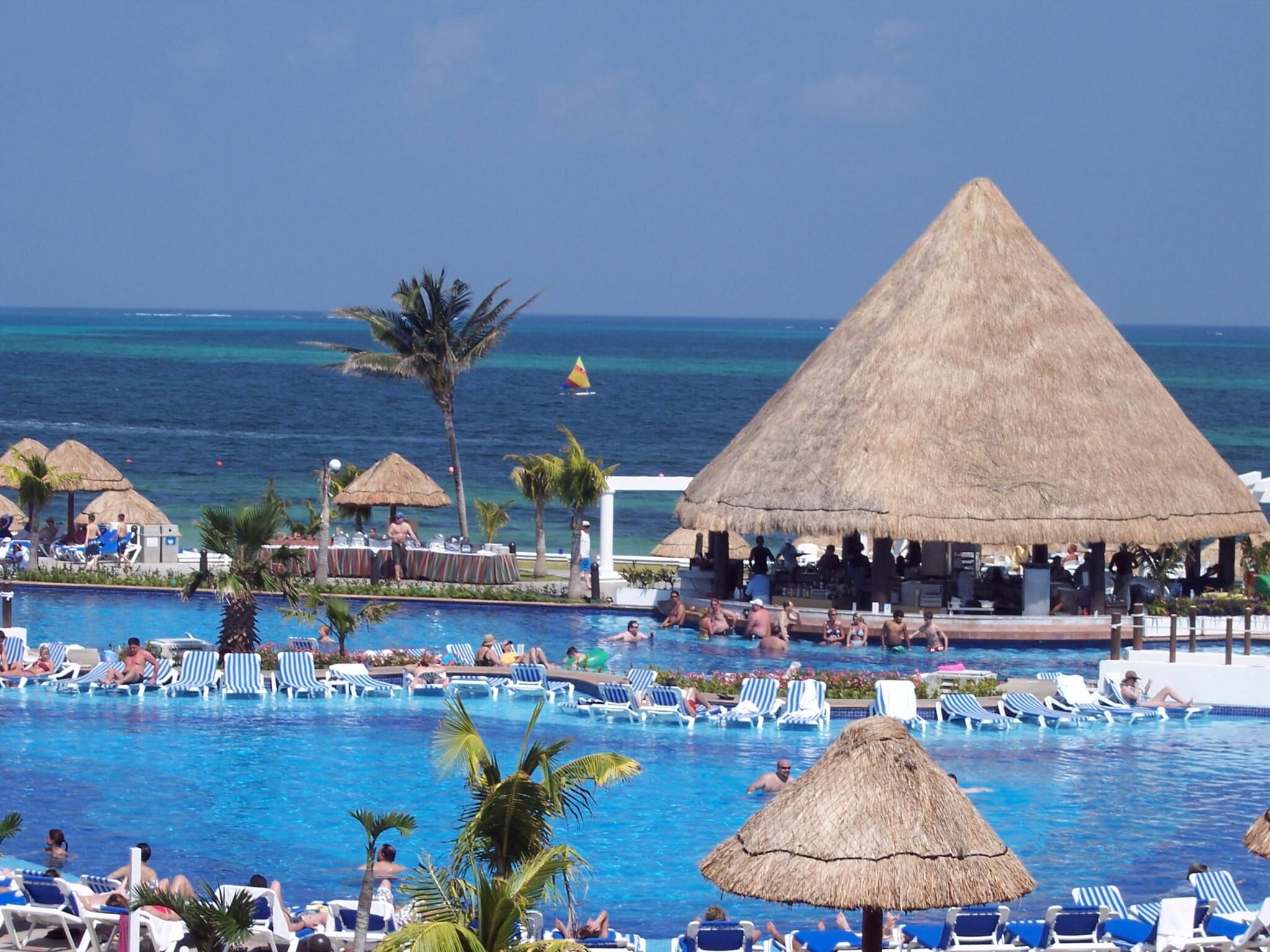 Harborside Resort At Atlantis Photo Harborside Resort Minutes Away Harborside resort at atlantis photo harborside resort minutes away