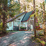 Resorts West Vacation Club at Snowater — Mt. Baker Lodging - Cottage 16