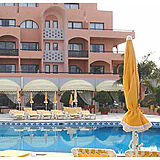 Oura Praia Apartment Hotel