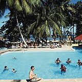 El Portillo Beach Resort