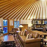 Bluegreen Shenandoah Crossing — Yurt Living Area