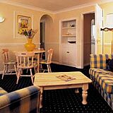 Carlton Court &mdash; - Unit Living Area