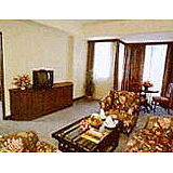 Tai-Pan Hotel — - Unit Living Area
