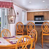 Schooner Landing — Dining Area