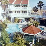 Mustang Island Beach Club — - Pool