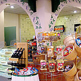 Westgate Miami Beach — - Gift shop