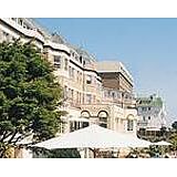 Carlton Club Apartments