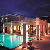 Leoniki Residence