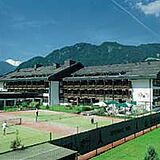 Alpenland Sporthotel - St. Johann-im-Pongau — Alpenland Sporthotel - Tennis Courts