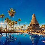 Palapa Bar/Restaurant
