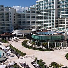 Hard Rock Hotel Cancun — - exterior