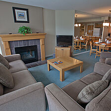 Whiski Jack at the Woodrun — Sample unit living area