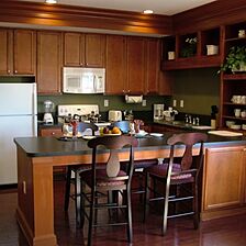 Holiday Inn Club Vacations Williamsburg Resort — Open Kitchen