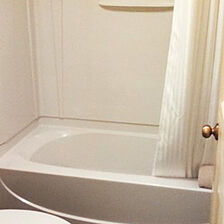 Hemlock at Boyne — Shower and Bathtub