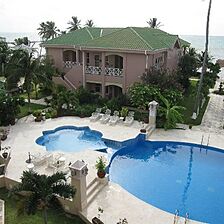 Grand Colony Villas — Pool
