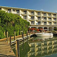 Ocean Pointe Suites at Key Largo — Exterior