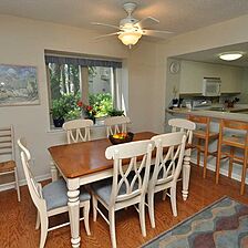 Port Villas — Dining Area