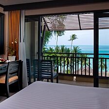 Impiana Resort Chaweng Noi, Koh Samui — Bedroom and Balcony