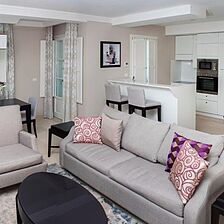 Hilton Grand Vacations at Borgo alle Vigne — Living Area