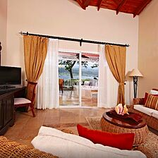 Bahia Principe Cayo Levantado — Living Area