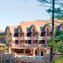 Wyndham Sundara Cottages at Wisconsin Dells — Exterior