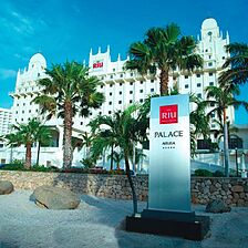Royal Palm Club at the RIU Palace Aruba — Exterior