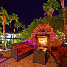 London Bridge Resort &mdash; Bar Patio