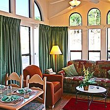 Sedona Pines Resort — Living Area