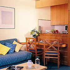 Residence Porte de Versailles — - Living Room in a Unit
