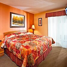 Lake Arrowhead Chalets — Bedroom