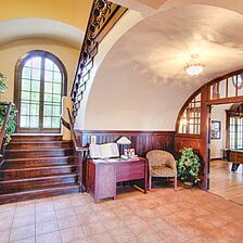 WorldMark Clear Lake — Lobby
