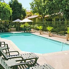 Aquamarine Villas — Pool