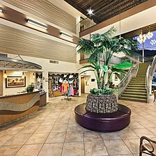 WorldMark Palm Springs — Lobby