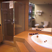 Marquis Villas Resort — Bathroom
