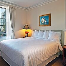 WorldMark San Diego - Inn at the Park — Bedroom