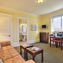 WorldMark San Francisco — Living Area
