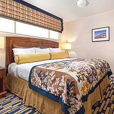 The Suites at Fisherman's Wharf — Bedroom