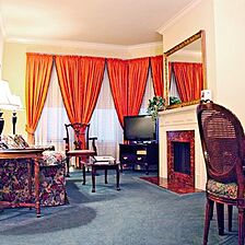 Nob Hill Inn &mdash; Living Area