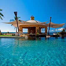 Garza Blanca Preserve Resort & Spa — Pool Bar