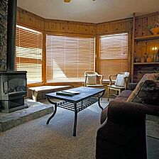 Tahoe Sands Resort — Living Area