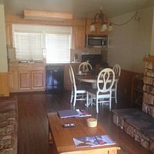 Tahoe Edgelake Beach Club — Living Area