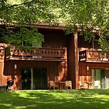 Lake Forest Resort and Club — Exterior
